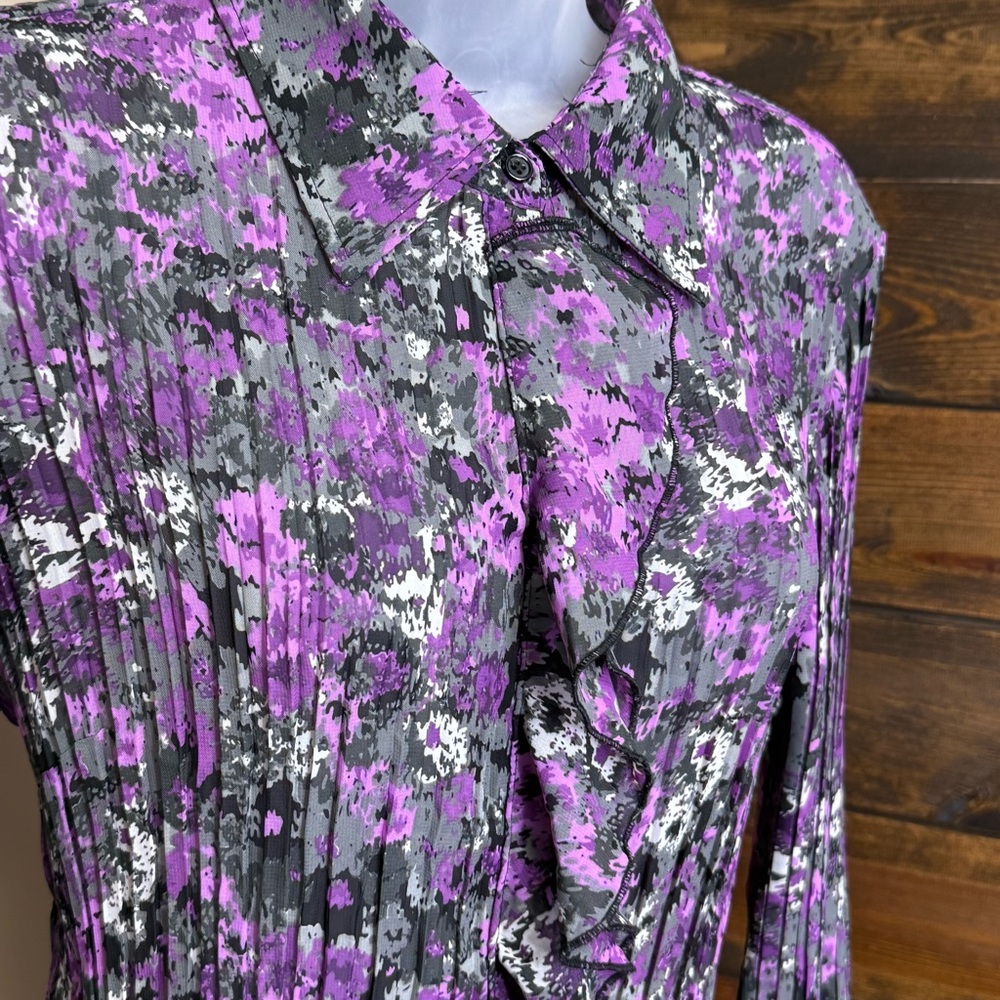 Apt 9 Floral Ruffle Women's Top Size L petite stretchy pleated material - Picture 2 of 9